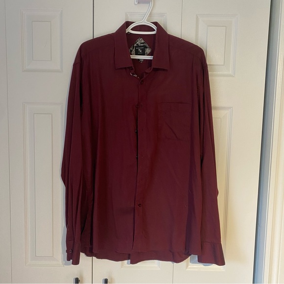 Burgundy men’s dress shirt - Picture 1 of 3